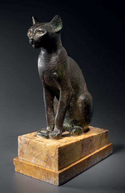 IMPORTANT STATUE OF A SEATED CAT REPRESENTING...