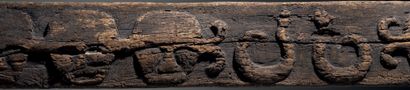 null Lintel decorated with heads, Taiwan, Yami
L. 270 cm. Wood
The lintel is decorated...
