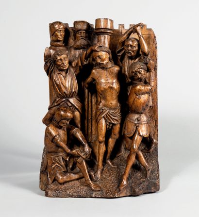Important altarpiece group in walnut carved...