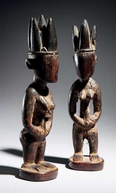 null PAIRE DE STATUETTES YOROUBA, IBEJI, NIGERIA
Bois
H. 29 cm

Provenance :
- Galerie...
