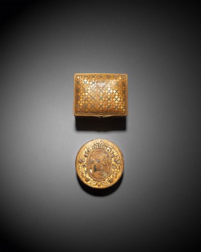 null Lot de deux boîtes rectangulaire et ronde en marqueterie de paille. XVIIIe siècle
L....