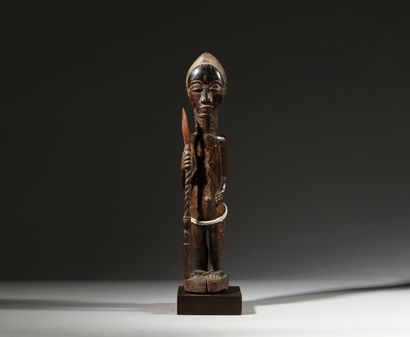 null Statuette Baoulé, Côte d'Ivoire
Bois, perles
H. 50 cm

Provenance :
- Jean-Edouard...