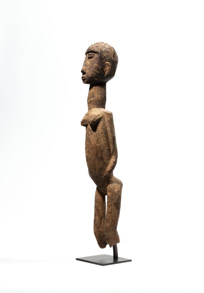 null Statue Lobi, Burkina Faso
Bois
H. 62 cm
Statue représentant un grand personnage...