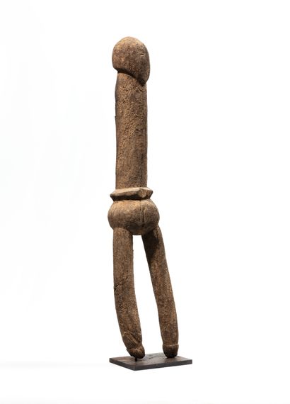 null Dagari statue, Burkina Faso
Wood
H. 73 cm
Typical Dagari style statue characterized...
