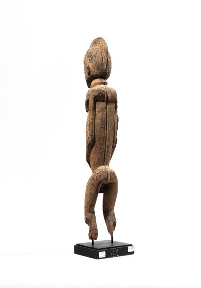 null Lobi statue, Burkina Faso
Wood
H. 60.5 cm
Large statue representing a standing...