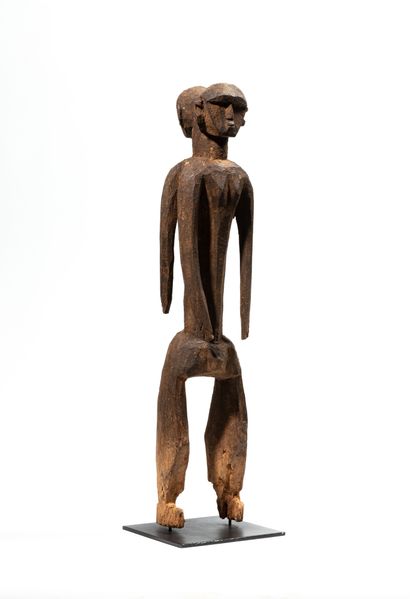Statue Tiefo, Burkina Faso
Bois
H. 65 cm
Rare...