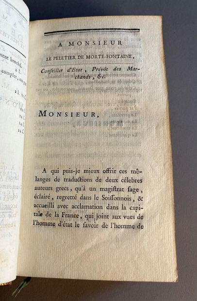 LUCIEN et XÉNOPHON. Extraits de Lucien et de Xénophon, traduits par M. l'abbé Gail....