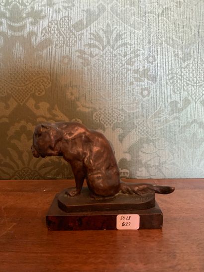 Gardet Georges (1863 - 1939) Sculpture en bronze à patine brune « Petit chat »
Signée...