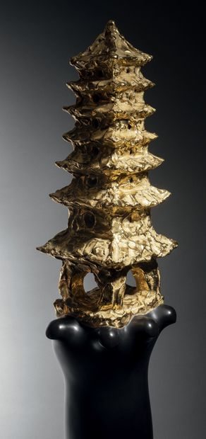 li Chen (né en 1963) Aerial pagoda
Épreuve en bronze, signée, numérotée 7/8 et datée...