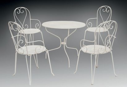 null Wrought iron garden furniture, white lacquered; used condition
Table:
H. 71...