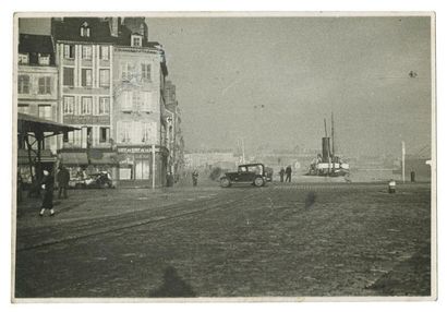 ALEXANDRE TRAUNER (1906-1993) Repérages sur le port Le Havre, 1938 Quatre (4) épreuves...