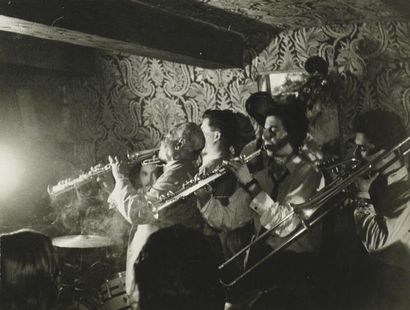 GÉRARD MARINIER Musiciens (dont Sidney Bechet) et danseurs Circa 1948-50 Quatre épreuves...