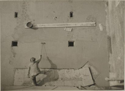 ALEXANDRE TRAUNER (1906-1993) Chape de béton vue du haut Circa 1932 Épreuve argentique,...