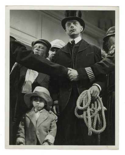 ROGER KAHAN Marcel Duhamel dans Drôle de drame de Marcel Carné 1937 Deux (2) épreuves...