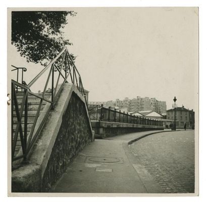 ALEXANDRE TRAUNER (1906-1993) Le long du quai de Jemmapes Paris, Hôtel du Nord, 1938...