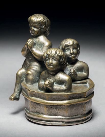 Trois enfants dans le saloir en bronze argenté,...