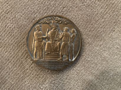 null Lot de 3 médailles de commémoration :
En bronze
Dont, la libération de Jérusalem...