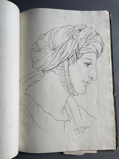 Ecole Française du XVIIIème siècle Cahier de dessins reliés
Pierre noire 41,5 x 30,5...