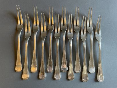 CHRISTOFLE 12 fourchettes à escargot
Modèle à pans 1940