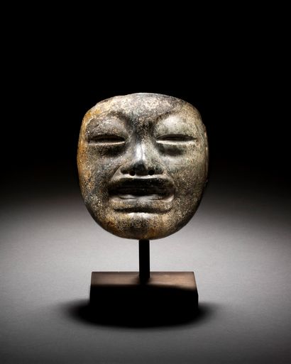 Ɵ Anthropomorphic mask
Olmec culture, La...