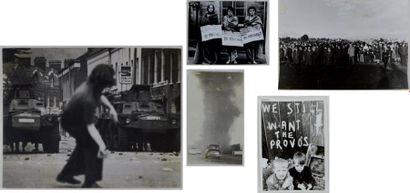 REPORTERS NORD-IRLANDAIS Manifestations politiques Irlande du Nord, c. 1976 Argentiques...