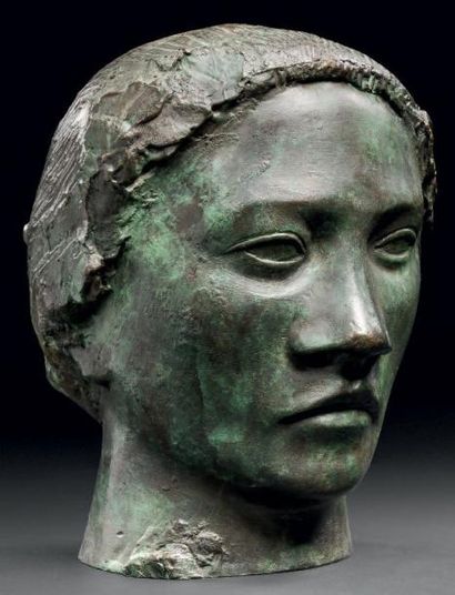 André DERAIN (1880-1954) Tête de femme Bronze à patine verte Numéroté 0000 sur le...