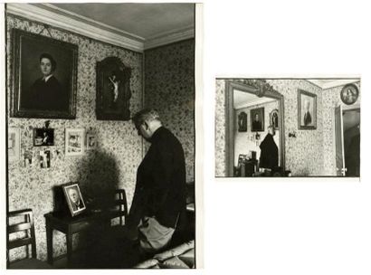MAX (ILLISIBLE) Jacques Tati chez lui Saint-Germain-en-Laye, c. 1975 Deux tirages...