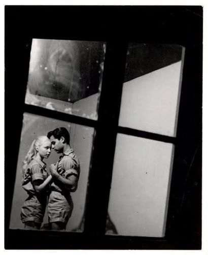 (OTTO PREMINGER) Jill Haworth, Sal Mineo dans une scène d'Exodus, 1960 Tirage argentique...