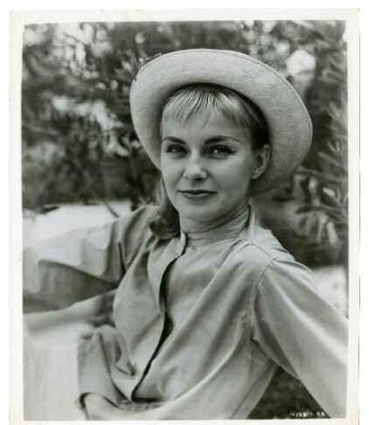 null Joanne Woodward, c. 1958 Portrait publicitaire, tirage argentique d’époque,...