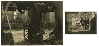(Jean Renoir) Décors en extérieurs pour les Bas-Fonds, Saint-Ouen, août 1936 Deux...