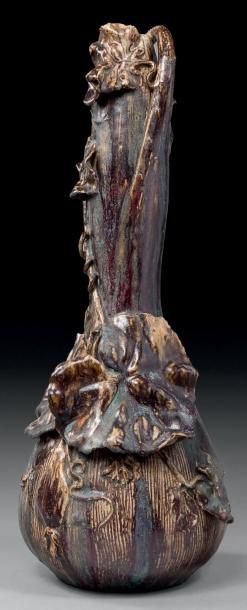 Adrien DALPAYRAT (1844 - 1910) Grand vase en grès en forme de coloquinte à base renflée...