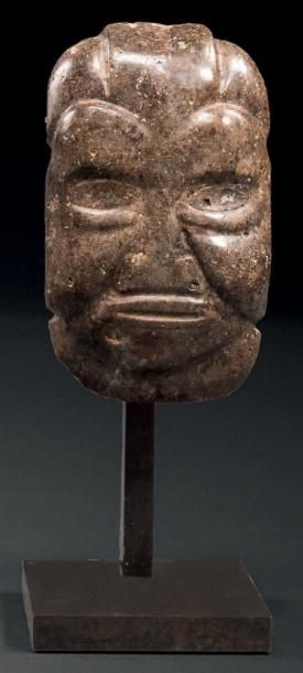 null MASQUE Culture Maya, Guatemala Classique ancien, 250 à 550 après J.-C. Pendentif...