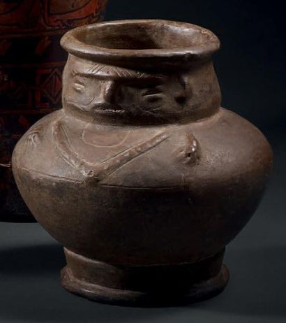 null PETIT RÉCIPIENT ANTHROPOMORPHE Culture Tairona, Colombie 1100 à 1400 après J.-C....
