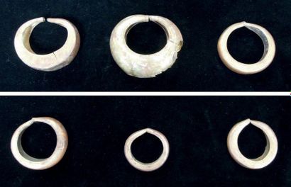 null SIX BOUCLES D'OREILLE Culture Tairona, Colombie 1000 à 1200 après J.-C. Tumbaga...