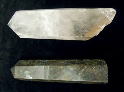 null POINTES DE QUARTZ L. 35 et 40 cm