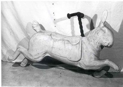 null Animal de manège en bois sculpté polychromé, "lapin