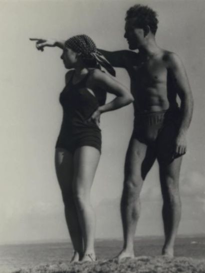 André STEINER Autoportrait, Roscoff, 1933 tirage argentique, cachet du photographe...