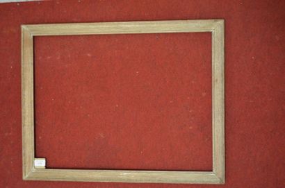 null Cadre en chêne mouluré et cérusé; circa 1940; 46,9 x 62 cm - Profil: 4 cm
