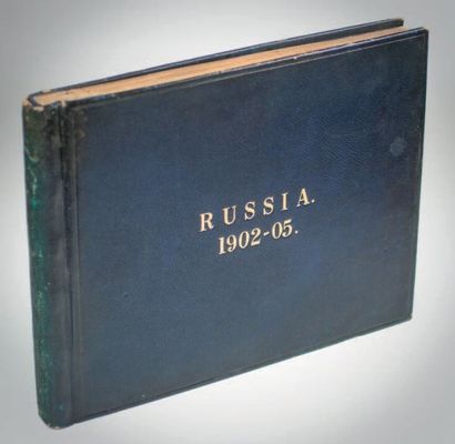 null RUSSIA 1902-05. Album de souvenirs de Russie ayant appartenu au capitaine de...