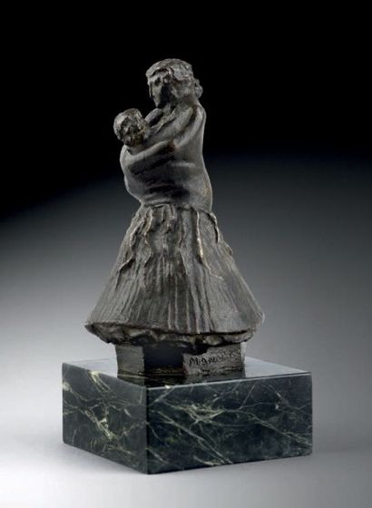 MANUEL MARTINEZ HUGUE DIT MANOLO (1872-1945) Jeune gitane, 1937-1938 Epreuve en bronze...