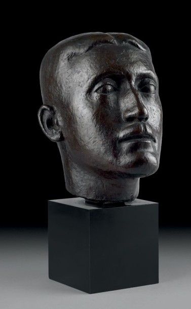 Marcel GIMOND (1894-1961) Buste de Gaston Riou, 1927 Epreuve en bronze Fonte à la...