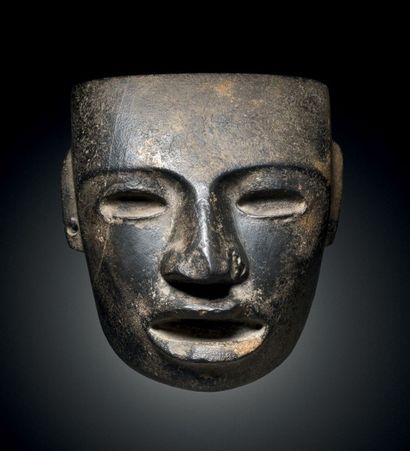 null MASQUE ANTHROPOMORPHE Culture Teotihuacan, haut plateau central du Mexique
Classique,...