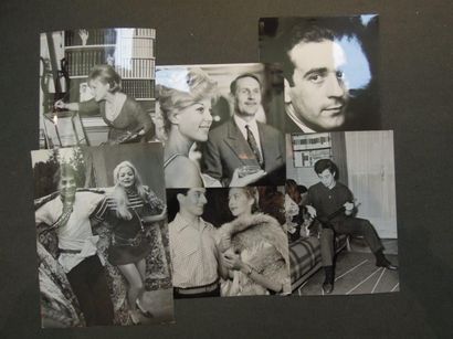 null Ensemble de 17 photos:
People 1960-1970
Gunter SACHS, Géraldine Chaplin