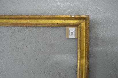 null Baguette en bois mouluré et doré. Fin du XVIIIème siècle. 34,7 x 49,4 cm - Profil:...