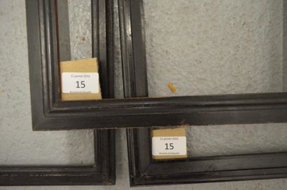 null Sept baguettes en bois mouluré et noirci. XIXème siècle. 24,5 x 31,7 cm - Profil:...