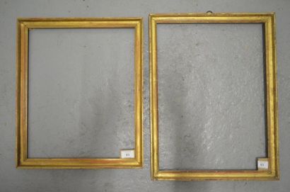 null Deux gorges en bois mouluré et doré. Début du XIXème siècle. 33 x 39,9 cm -...