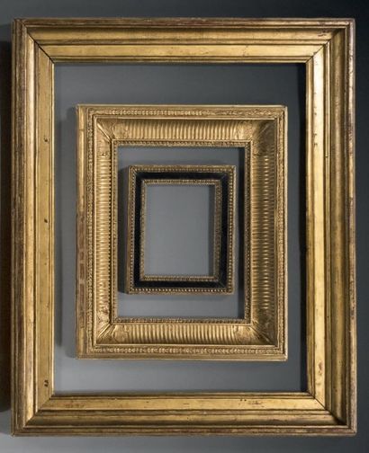 null Cadre en sapin mouluré et doré. Fin du XVIIIème siècle. 49 x 64,3 cm - Profil:...