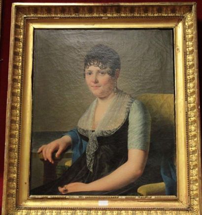 Ecole FRANÇAISE vers 1830 
Portrait de femme assise
Sur sa toile d'origine
74 x 59,5...