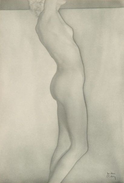 ELUARD (Paul) (1895-1952)- MAN RAY. FACILE
Poèmes de Paul Eluard. Photographies de...