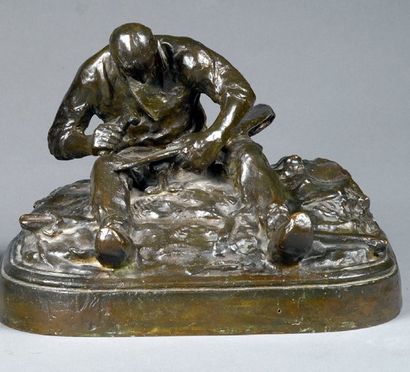 HENRI-LOUIS BOUCHARD (1875-1960) Paysan battant sa faux Bronze à patine brune Bisceglia...